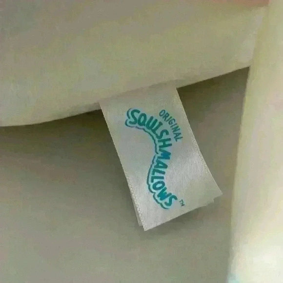 Belana the cow Squishmallow - Picture 6 of 6